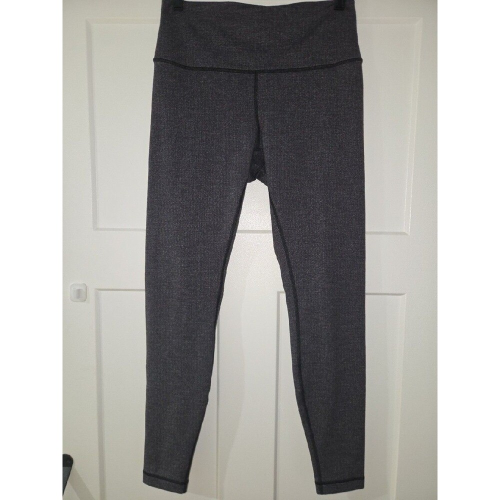 Lululemon Women's Leggings. Size 28x36